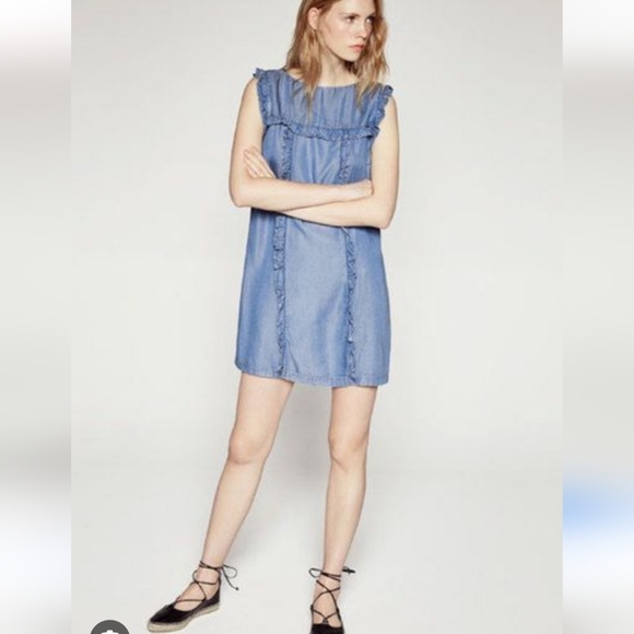 Zara Mini Ruffle Chambray Dress Sheath Cute - Picture 1 of 2